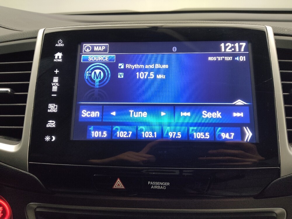 2017 Honda Pilot in Midlothian, IL 60445 - 18119035 25