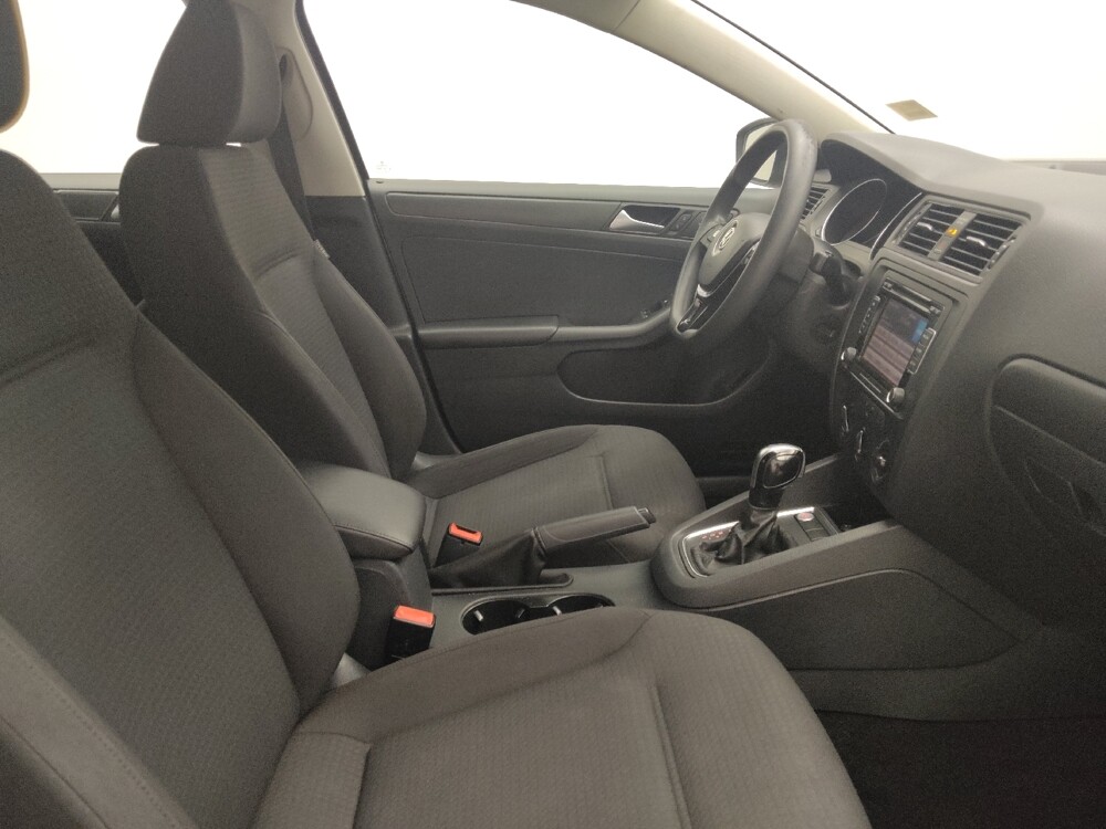 2015 Volkswagen Jetta in Lombard, IL 60148 - 18119037 21