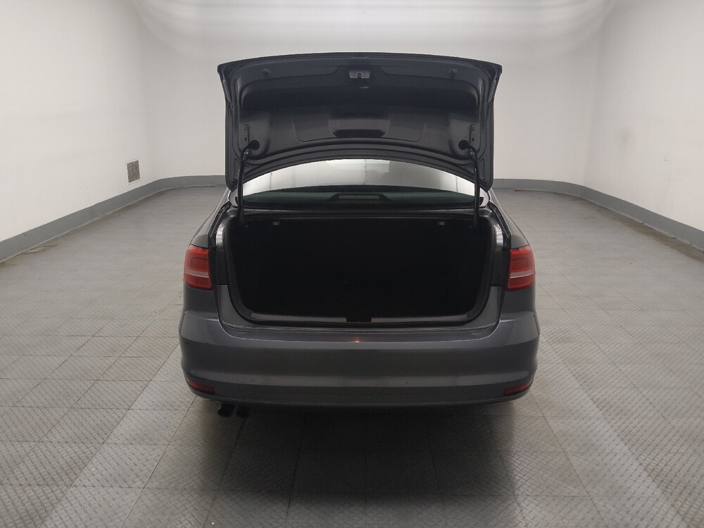 2015 Volkswagen Jetta in Lombard, IL 60148 - 18119037 29