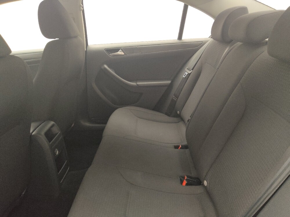 2015 Volkswagen Jetta in Lombard, IL 60148 - 18119037 18