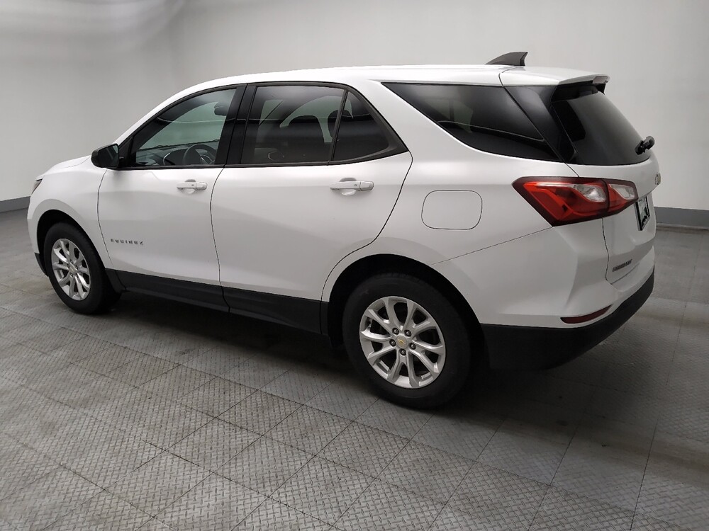 2019 Chevrolet Equinox in Midlothian, IL 60445 - 18119040 3