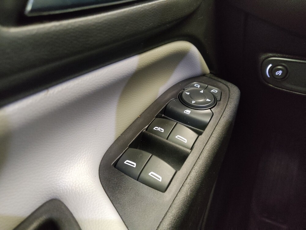 2019 Chevrolet Equinox in Midlothian, IL 60445 - 18119040 27