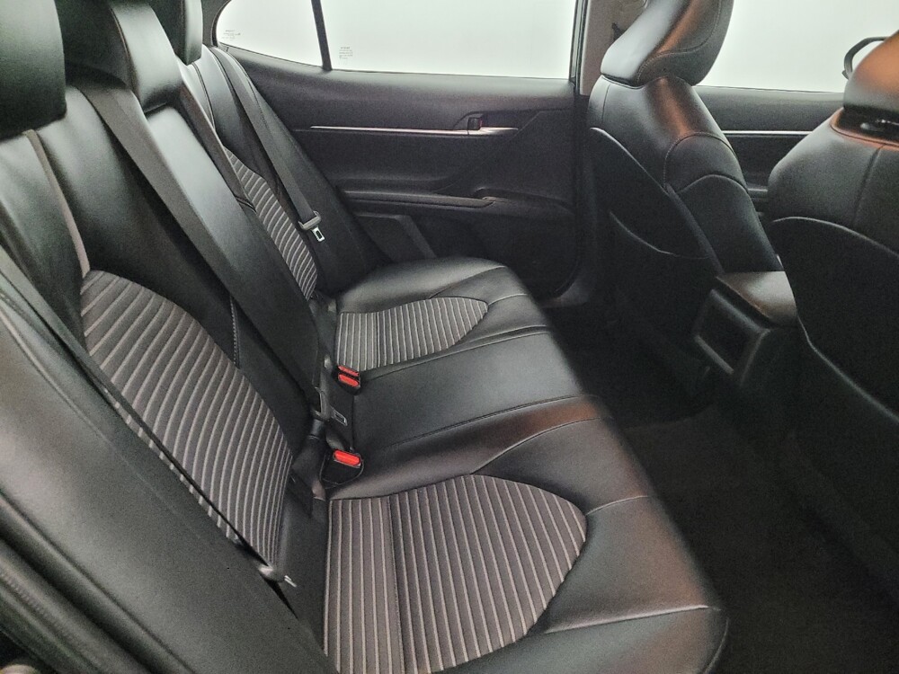 2021 Toyota Camry in Pittsburgh, PA 15237 - 18119042 19