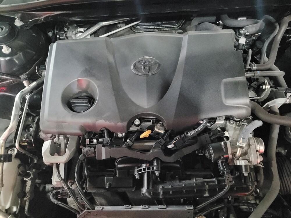 2021 Toyota Camry in Pittsburgh, PA 15237 - 18119042 30