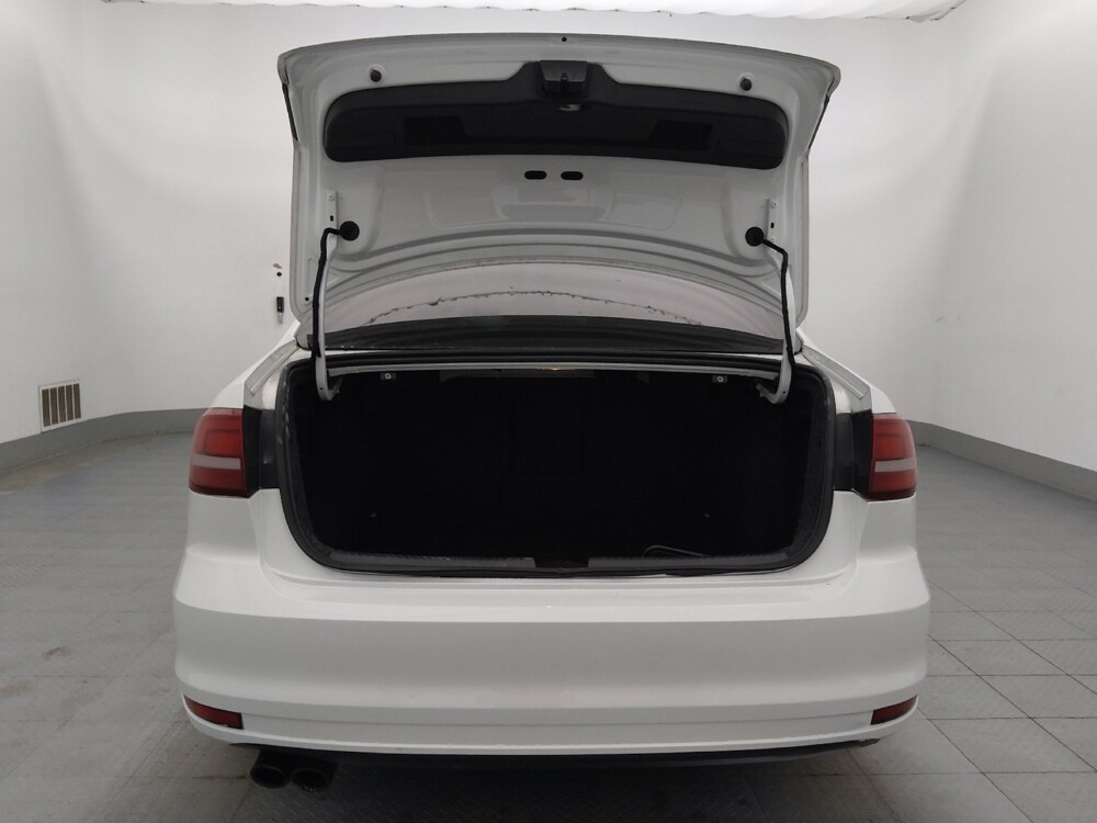 2018 Volkswagen Jetta in Lakeland, FL 33815 - 18119045 29