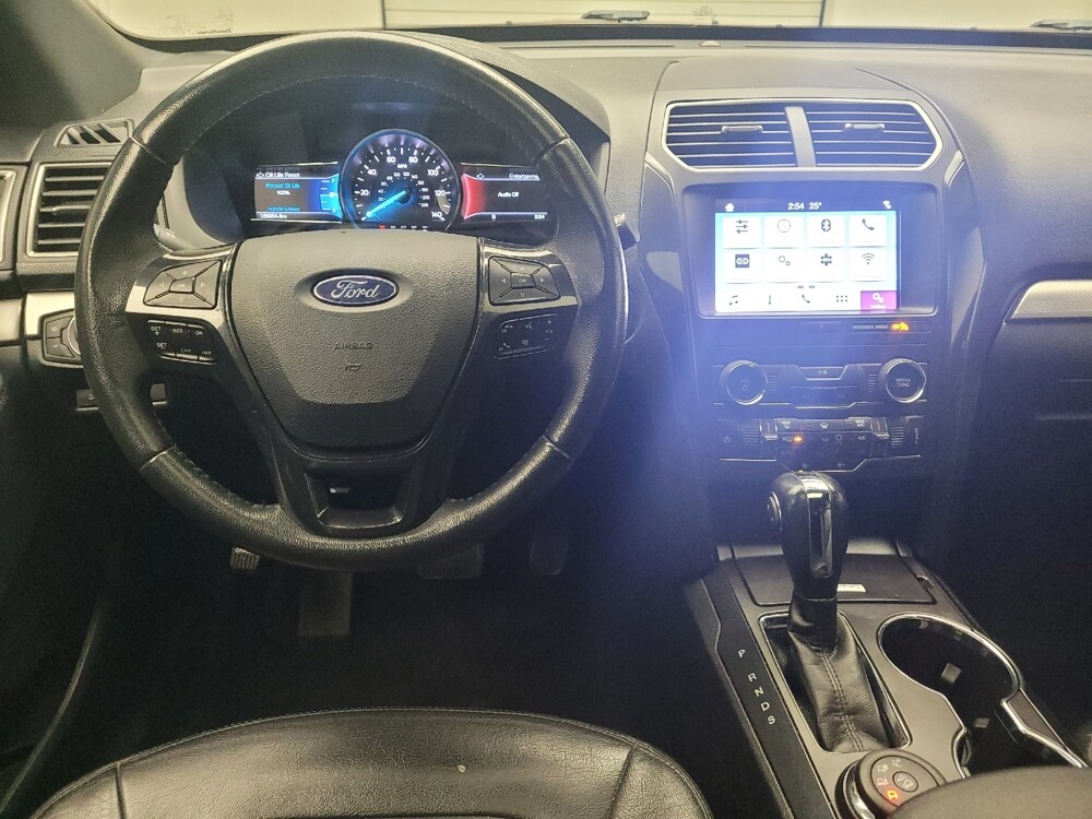 2019 Ford Explorer in Taylor, MI 48180 - 18119046 22