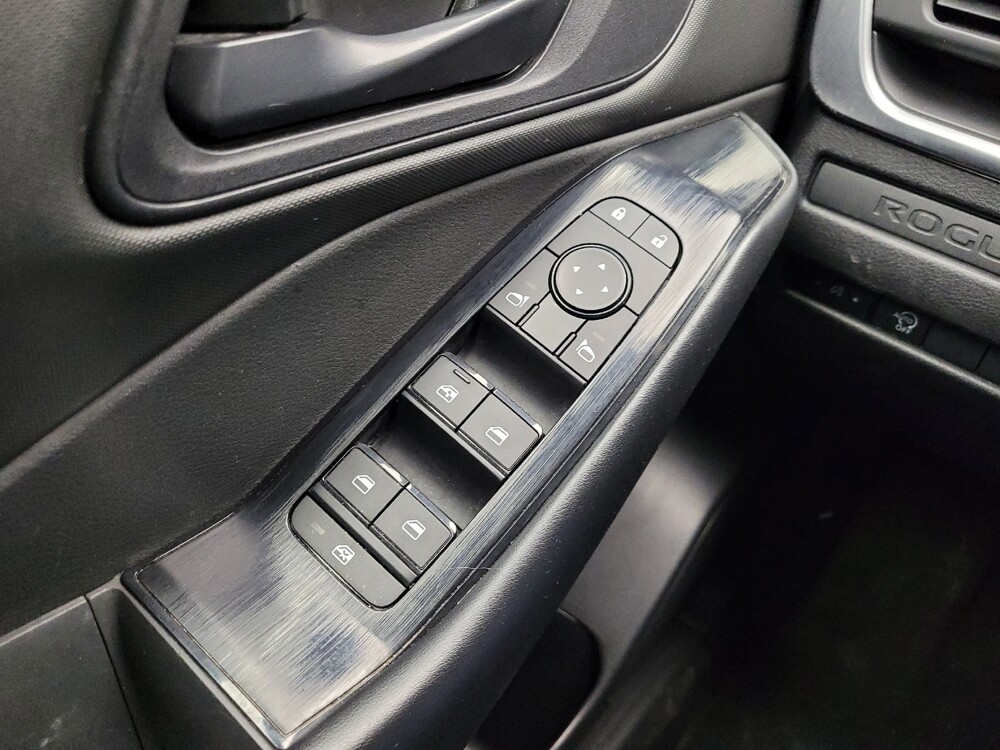 2024 Nissan Rogue in Taylor, MI 48180 - 18119047 27