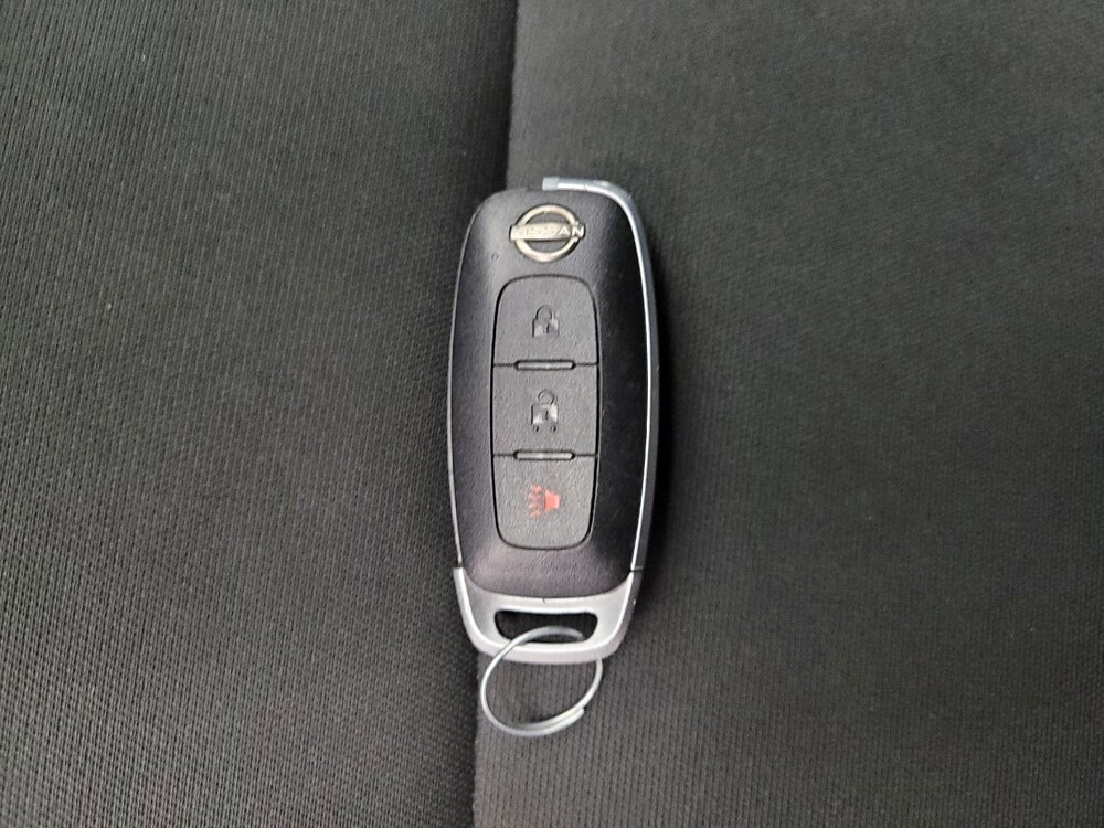 2024 Nissan Rogue in Taylor, MI 48180 - 18119047 32