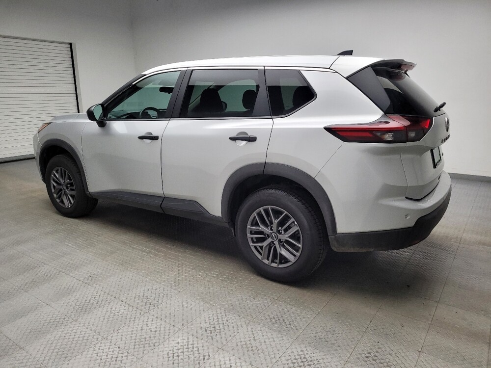 2024 Nissan Rogue in Taylor, MI 48180 - 18119047 3