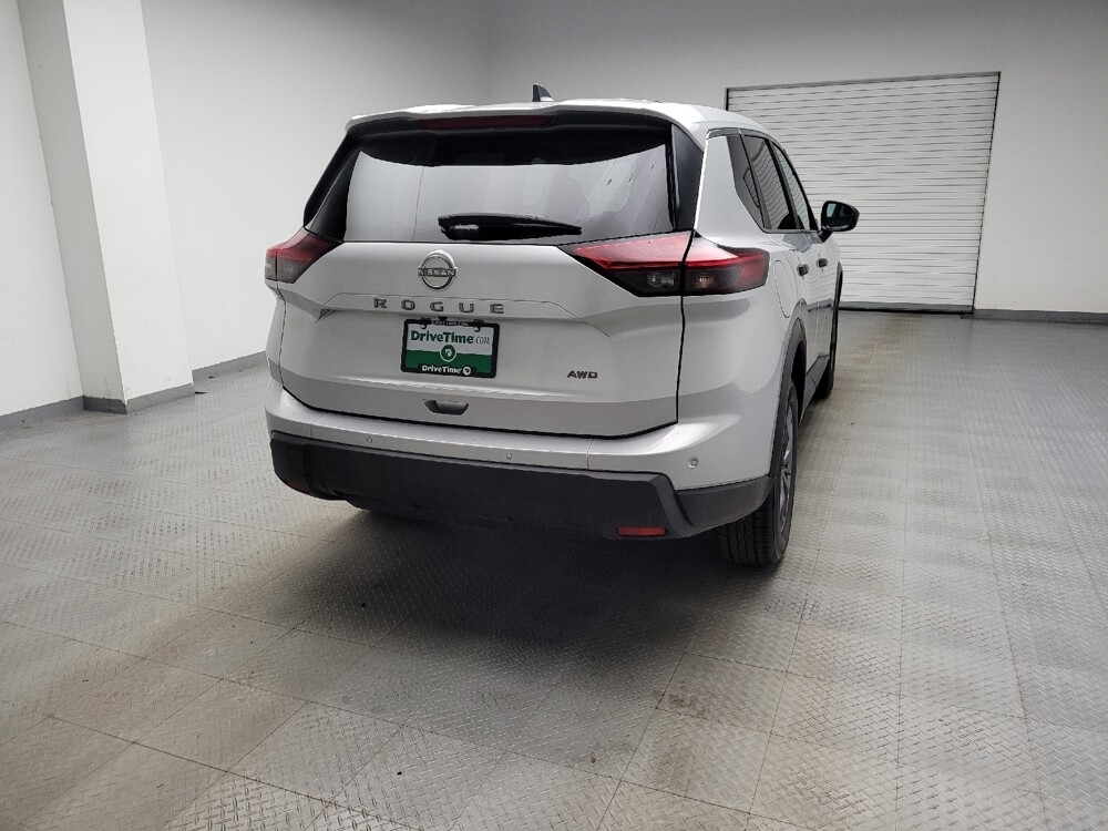 2024 Nissan Rogue in Taylor, MI 48180 - 18119047 7