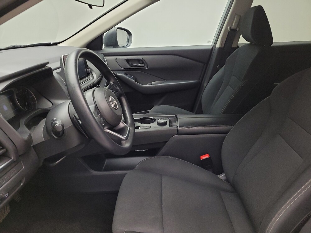 2024 Nissan Rogue in Taylor, MI 48180 - 18119047 17