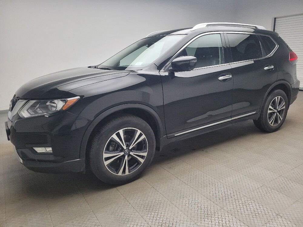 2017 Nissan Rogue in Taylor, MI 48180 - 18119049 2