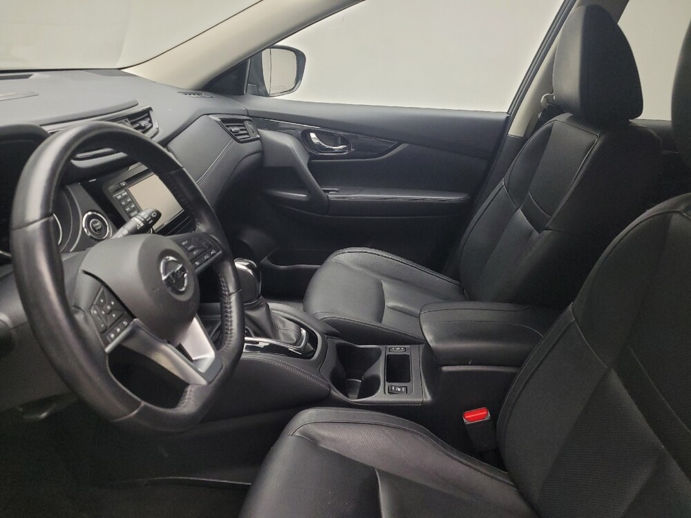 2017 Nissan Rogue in Taylor, MI 48180 - 18119049 17