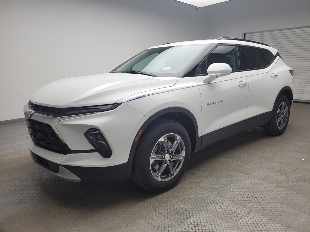 2024 Chevrolet Blazer in Grand Rapids, MI 49508 - 18119050 2