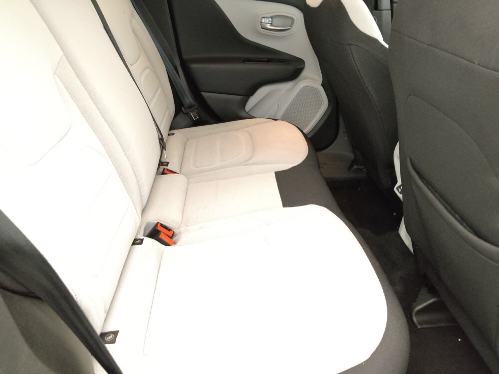 2022 Jeep Renegade in Lakeland, FL 33815 - 18119053 19