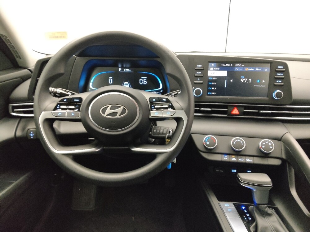 2025 Hyundai Elantra in Conyers, GA 30094 - 18119058 22