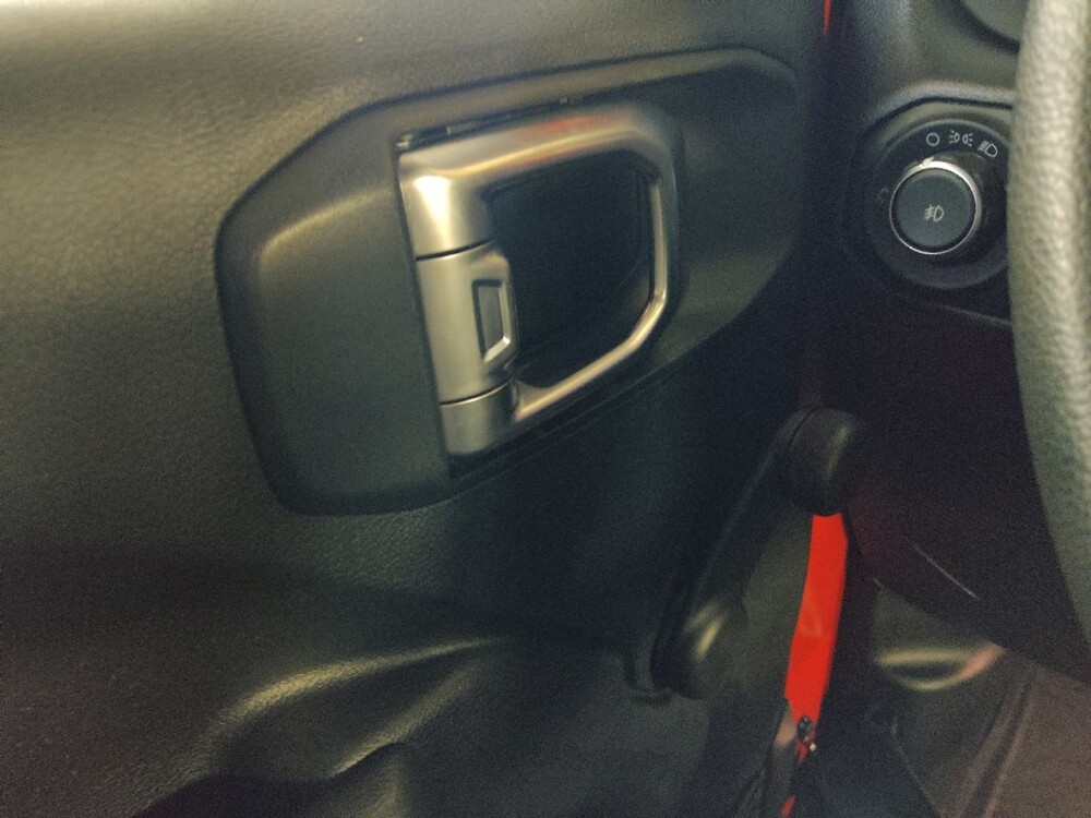 2018 Jeep Wrangler in Morrow, GA 30260 - 18119059 27