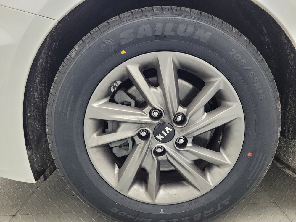 2019 Kia Optima in Raleigh, NC 27604 - 18119061 31