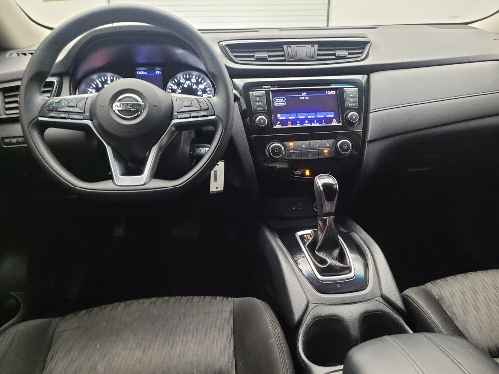 2018 Nissan Rogue in Cincinnati, OH 45255 - 18119064 22