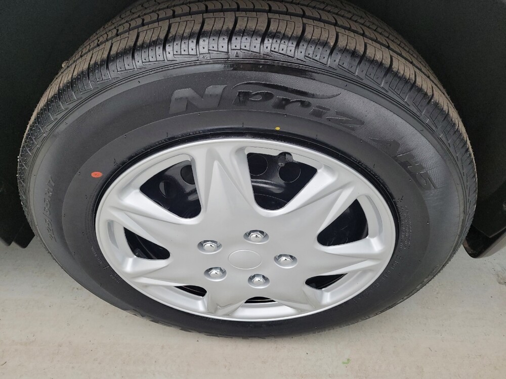 2018 Nissan Rogue in Cincinnati, OH 45255 - 18119064 31