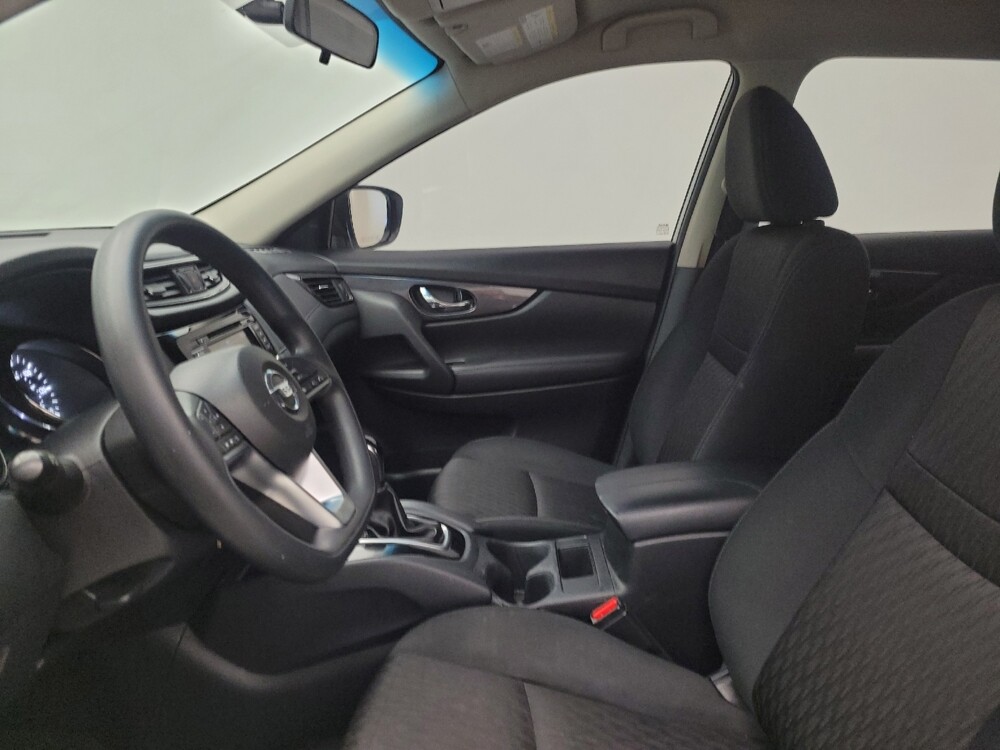 2018 Nissan Rogue in Cincinnati, OH 45255 - 18119064 17