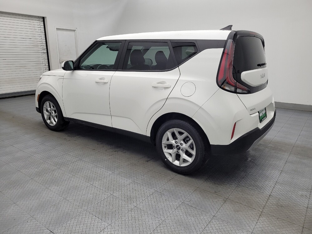 2025 Kia Soul in Greenville, SC 29607 - 18119066 3