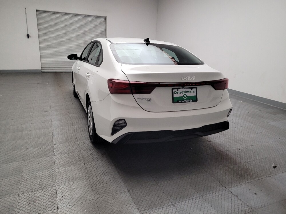 2023 Kia Forte in Riverside, CA 92504 - 18119067 6