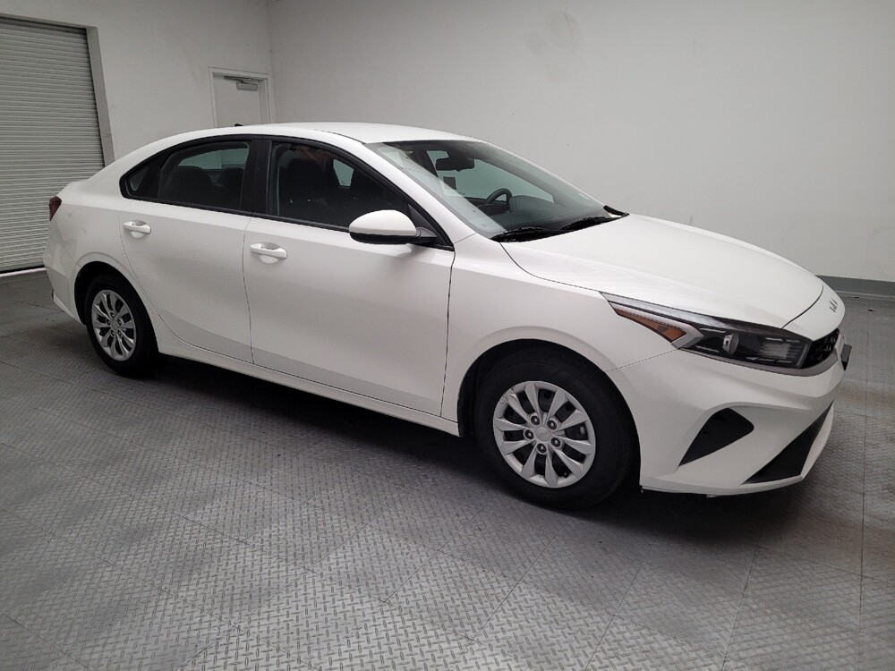 2023 Kia Forte in Riverside, CA 92504 - 18119067 11