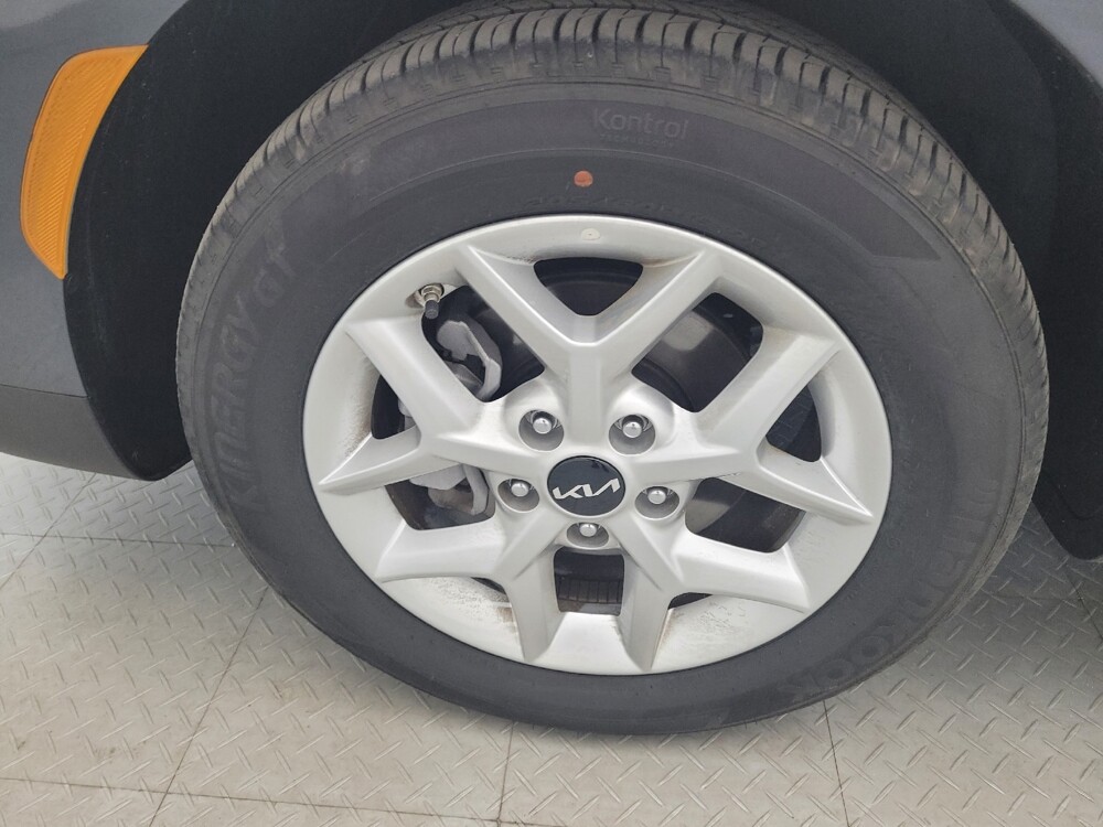 2025 Kia Soul in Gastonia, NC 28056 - 18119072 31