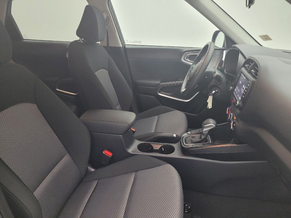 2025 Kia Soul in Gastonia, NC 28056 - 18119072 21