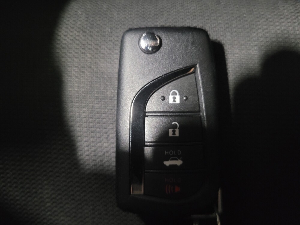 2024 Toyota Corolla in Pittsburgh, PA 15236 - 18119080 32