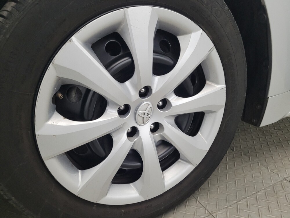 2024 Toyota Corolla in Pittsburgh, PA 15236 - 18119080 31