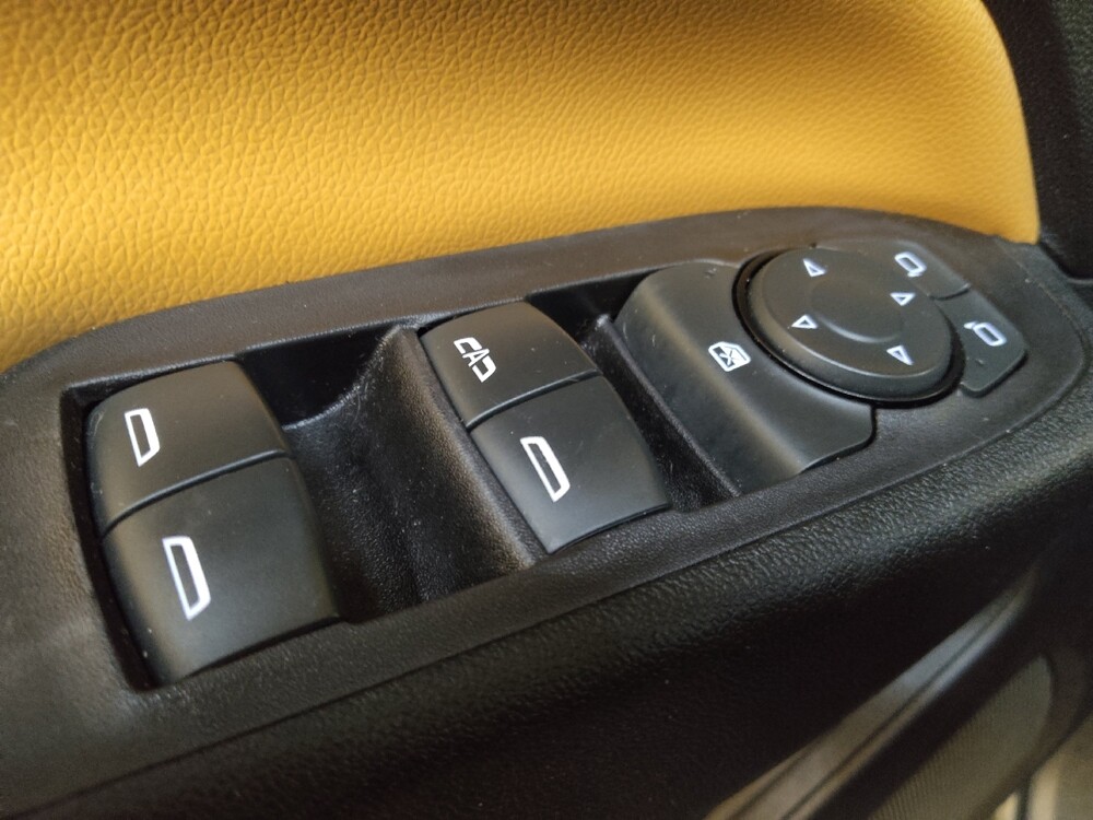 2019 Chevrolet Equinox in Greensboro, NC 27407 - 18119087 27