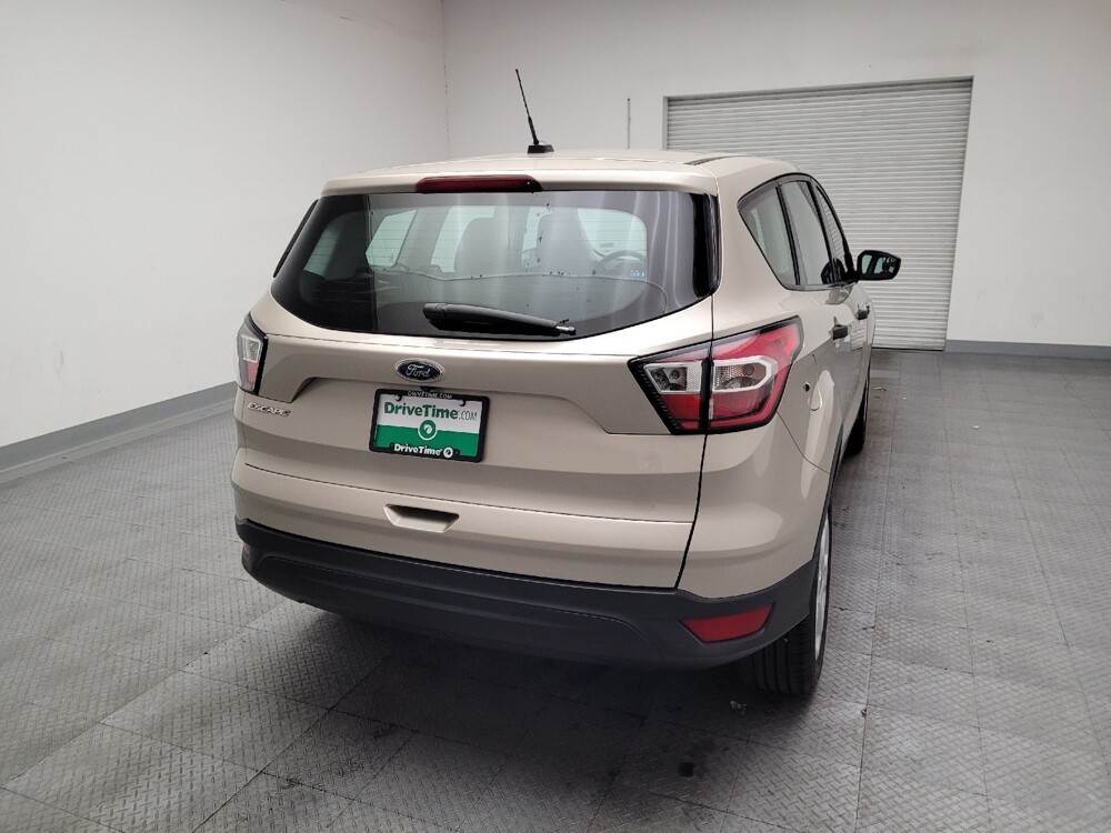 2018 Ford Escape in Downey, CA 90241 - 18119094 7