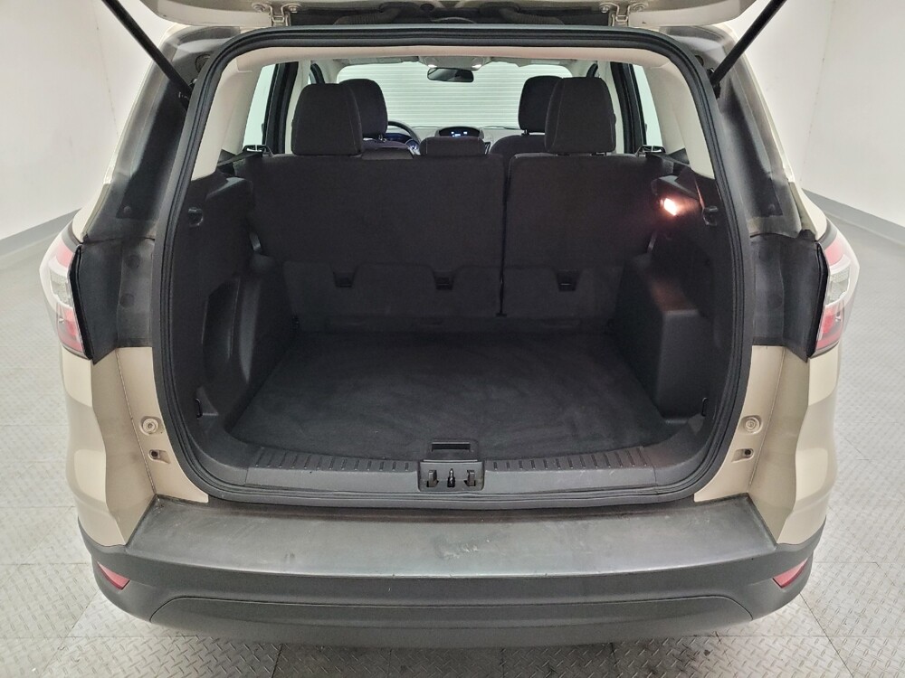 2018 Ford Escape in Downey, CA 90241 - 18119094 29