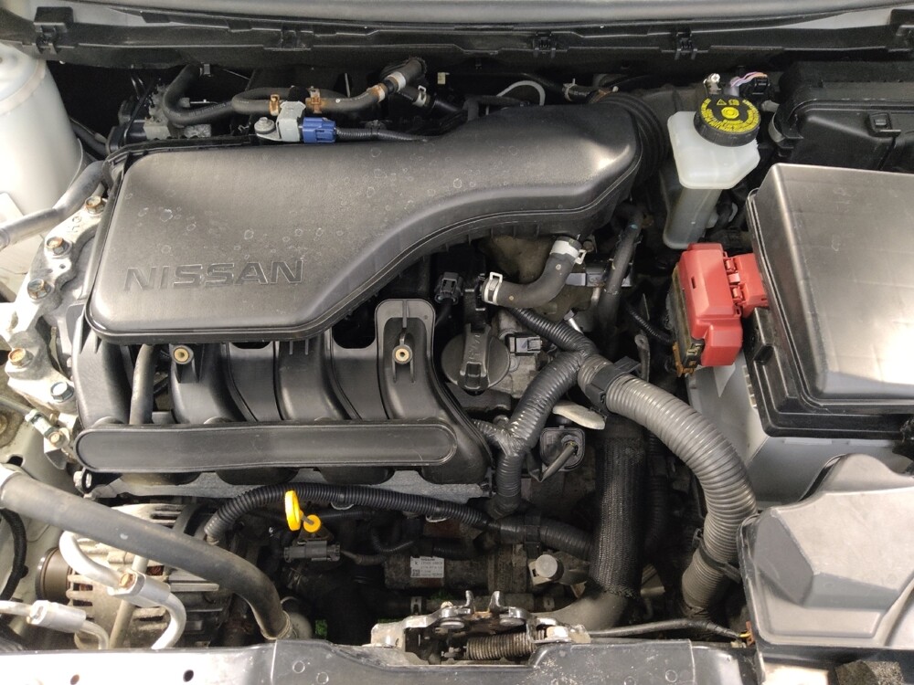 2018 Nissan Rogue Sport in Houston, TX 77074 - 18119105 30