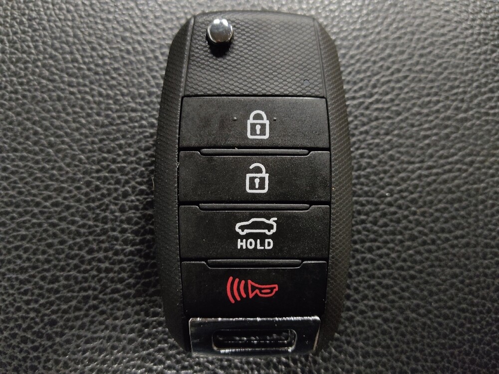 2015 Kia Optima in Temple, TX 76502 - 18119111 32