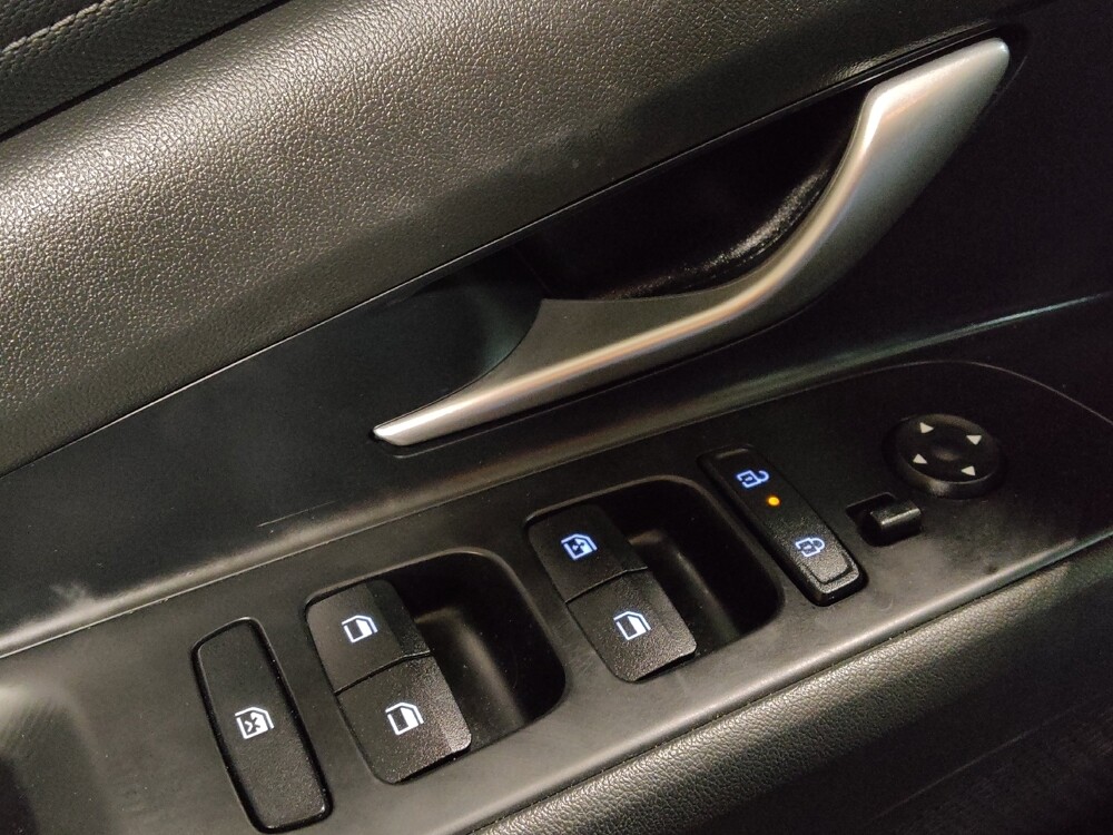 2024 Hyundai Elantra in Tulsa, OK 74145 - 18119129 27