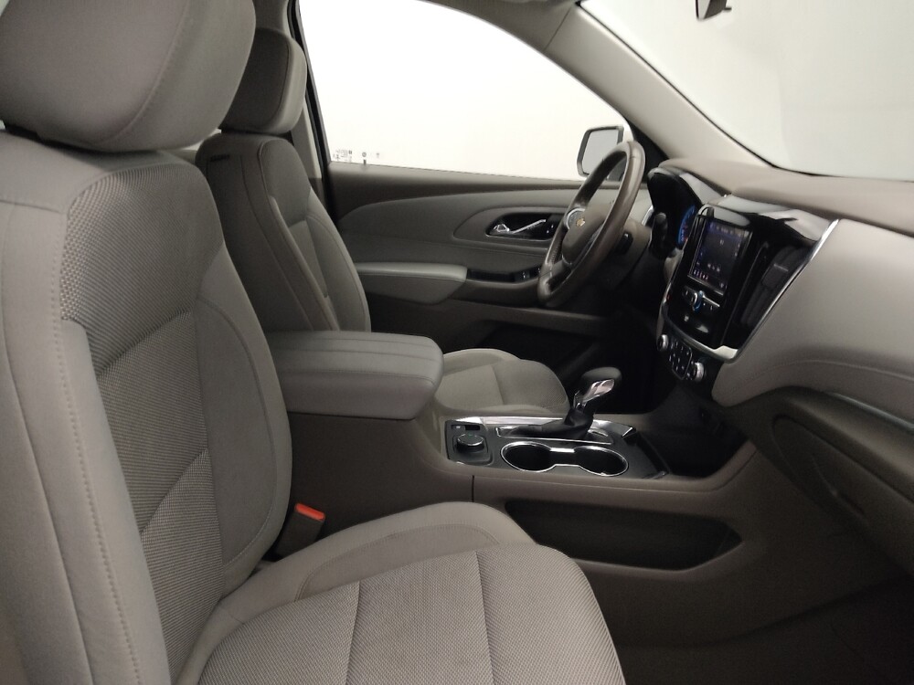 2021 Chevrolet Traverse in Union City, GA 30291 - 18119132 21