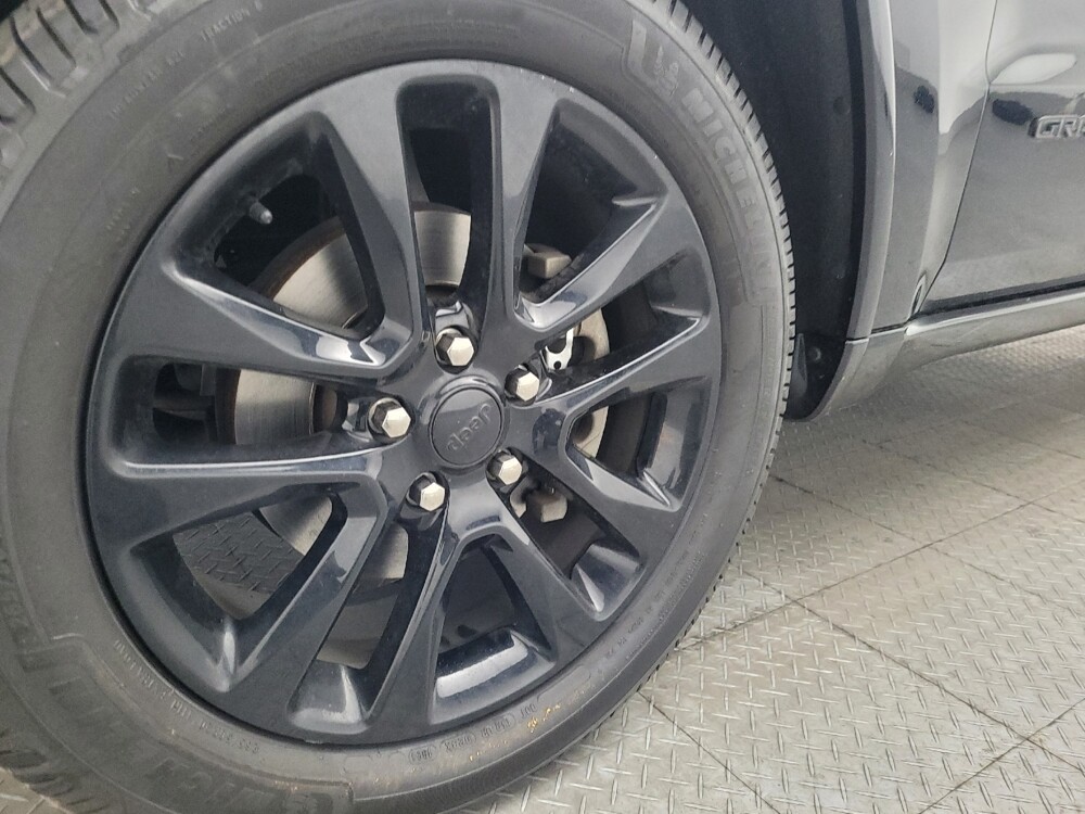 2018 Jeep Grand Cherokee in Jacksonville, FL 32210 - 18119135 31