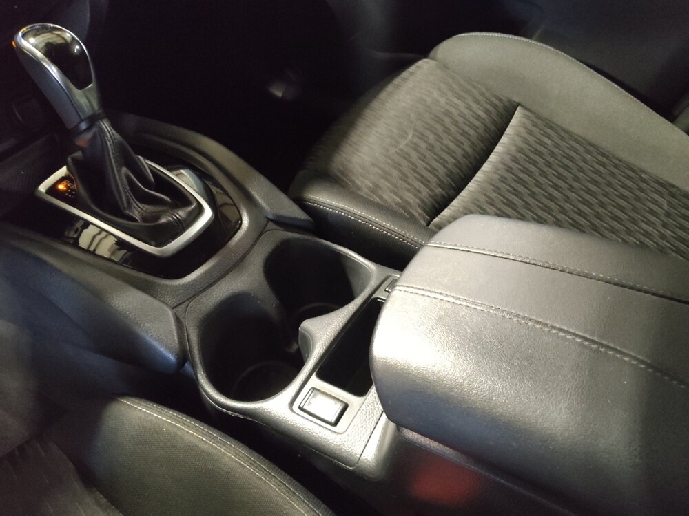 2019 Nissan Rogue in West Palm Beach, FL 33409 - 18119143 26