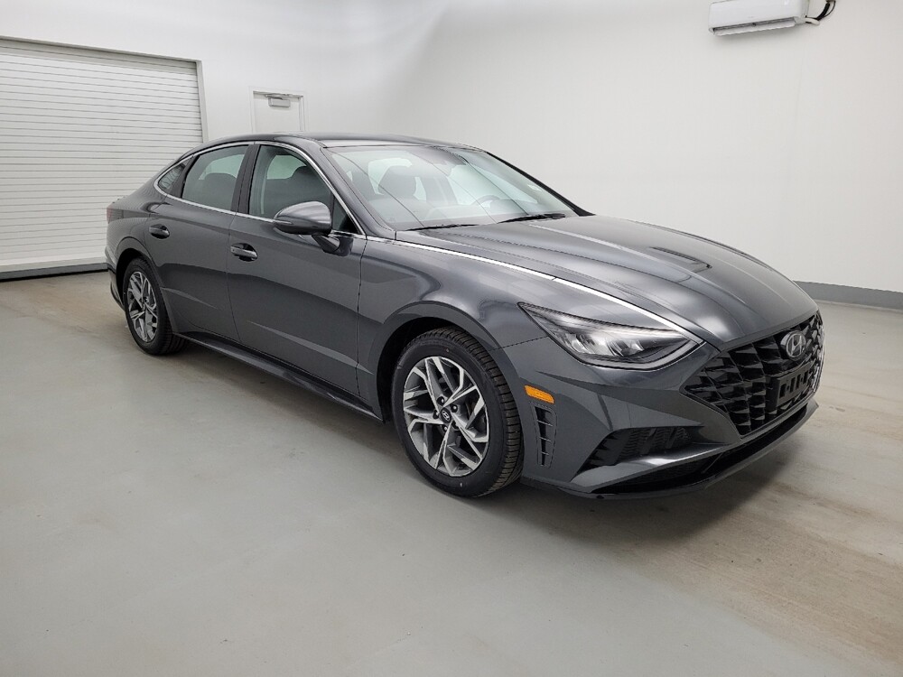 2022 Hyundai Sonata in Cincinnati, OH 45255 - 18119147 11