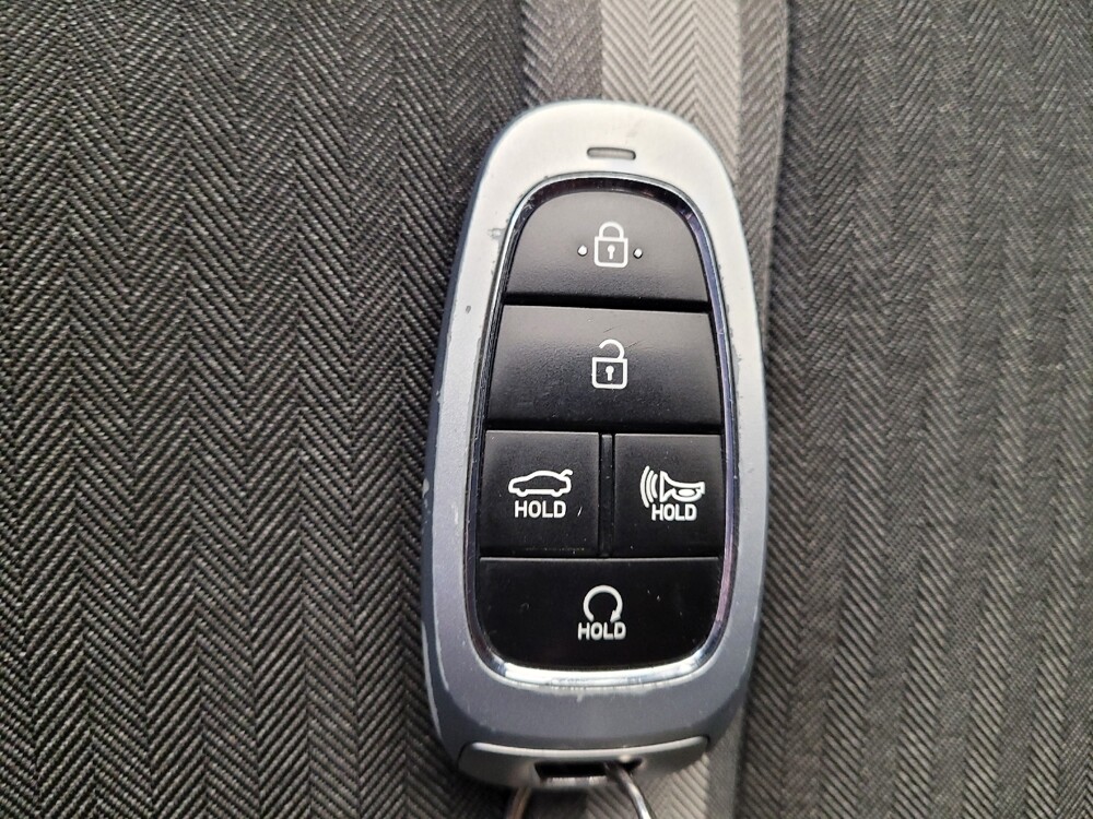 2022 Hyundai Sonata in Cincinnati, OH 45255 - 18119147 32