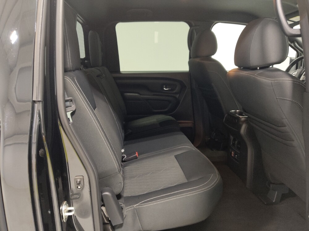 2019 Nissan Titan in Columbus, OH 43231 - 18119148 19
