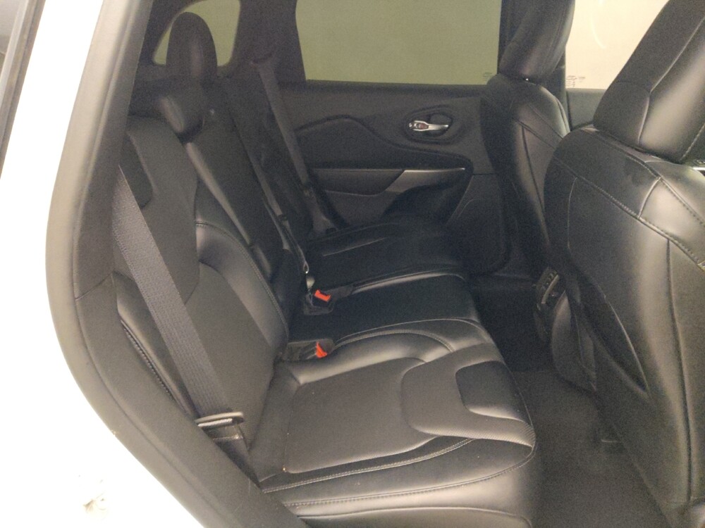 2022 Jeep Cherokee in Houston, TX 77074 - 18119156 19