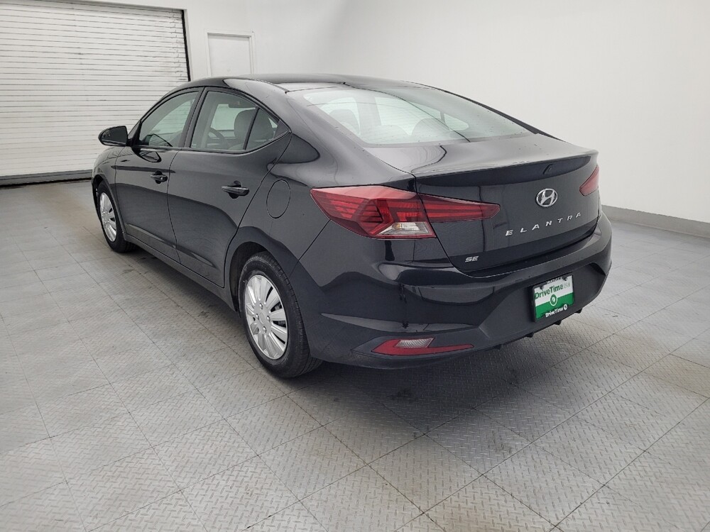 2020 Hyundai Elantra in Raleigh, NC 27604 - 18119174 5
