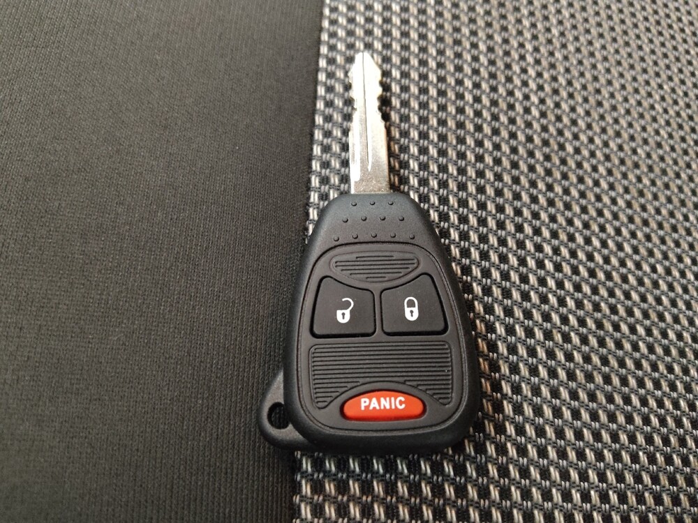 2017 Jeep Compass in Independence, MO 64055 - 18119178 32