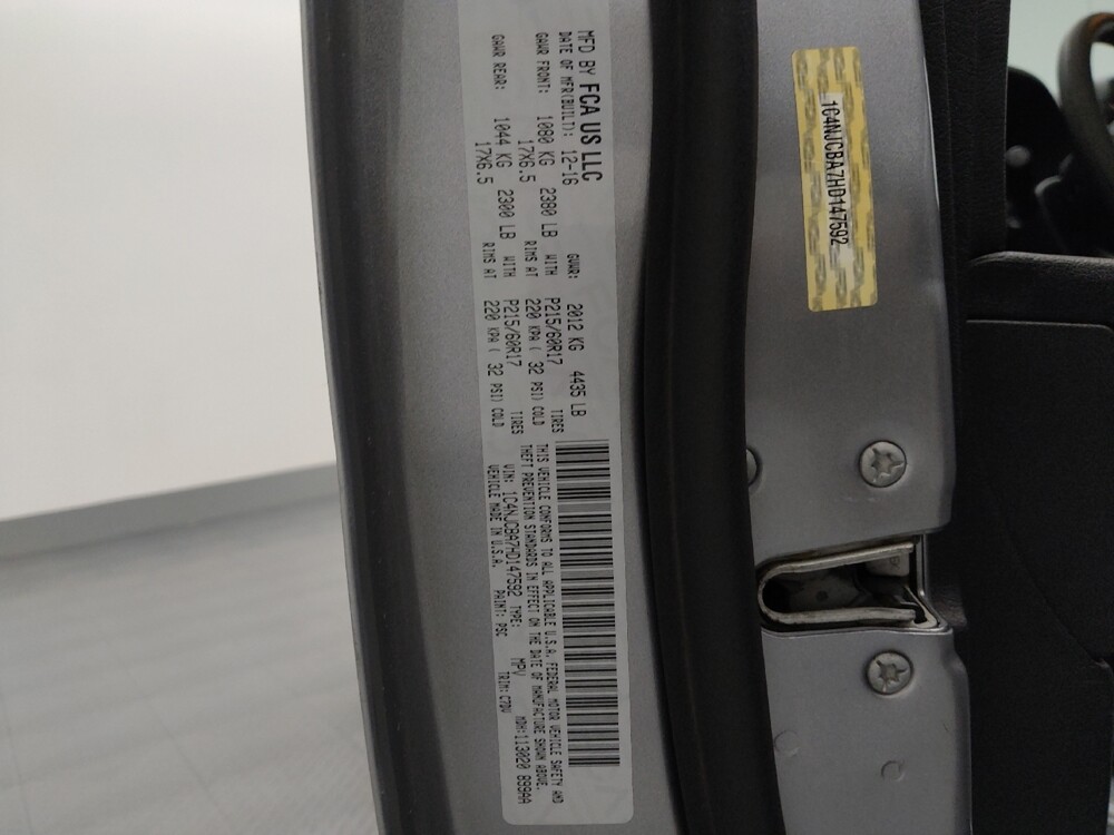 2017 Jeep Compass in Independence, MO 64055 - 18119178 33