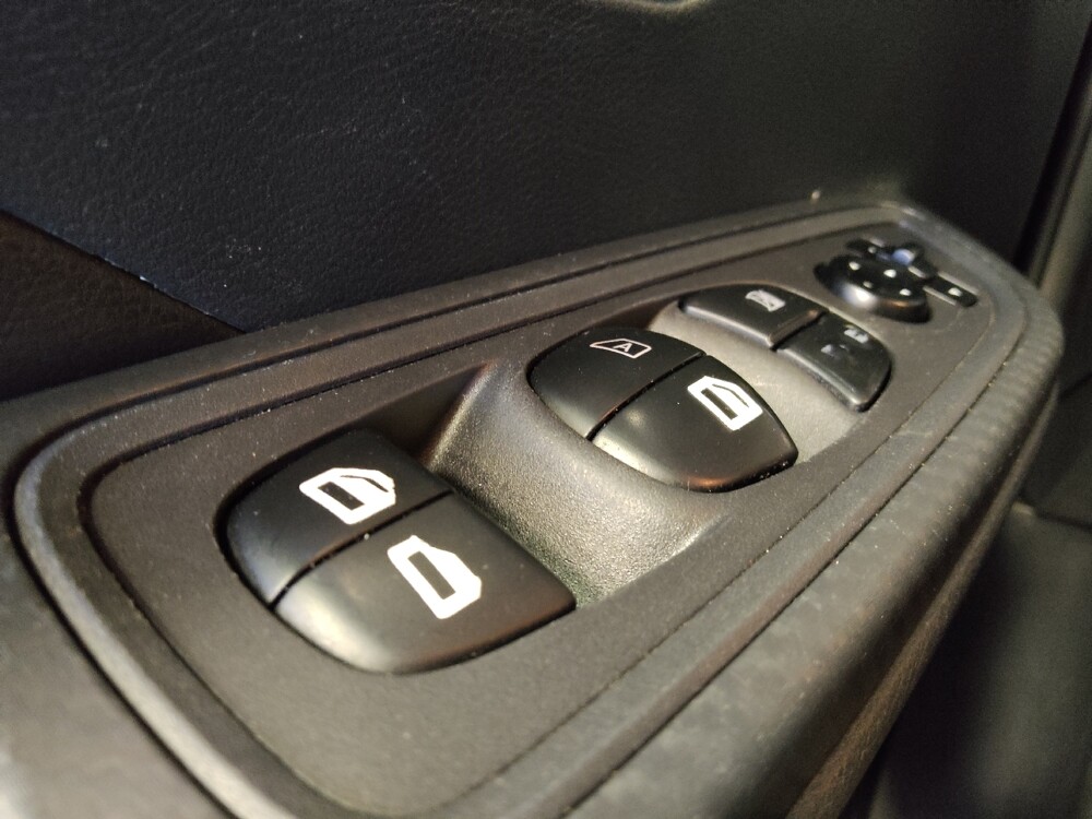 2020 Nissan Versa in Chandler, AZ 85225 - 18119191 27