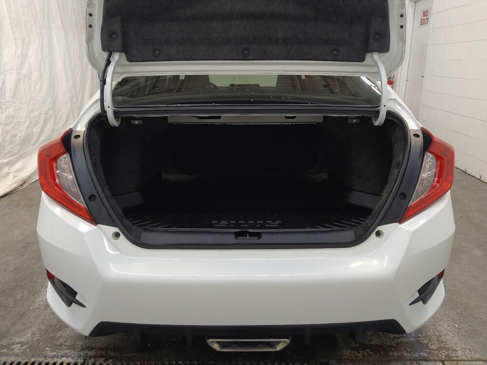 2019 Honda Civic in Fairfield, OH 45014 - 18119207 29